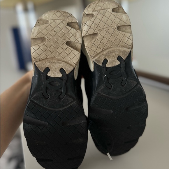 Chanel black-white leather sneakers - Picture 4 of 6